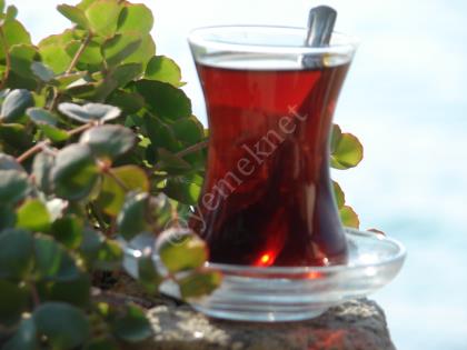 Odun Semaverinde Demleme Çay