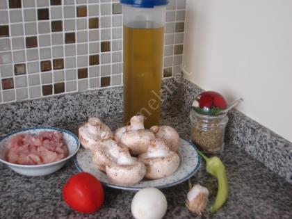 Tavuklu Mantar Dolması