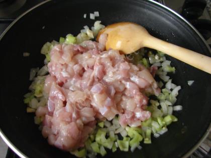 Tavuklu Mantar Dolması