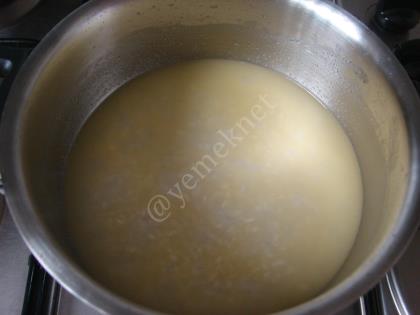 Bademli, Kuş Üzümlü Pilav