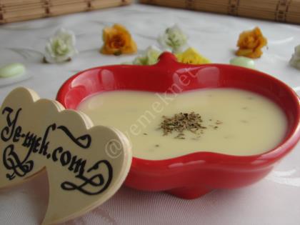 Fesleğenli Kremalı Patates Çorbası