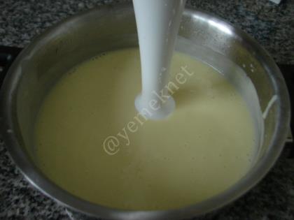 Fesleğenli Kremalı Patates Çorbası