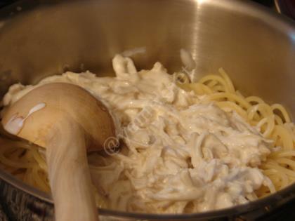 Kremalı Tavuklu Makarna