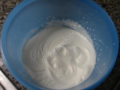 Minyatür Muzlu Pasta