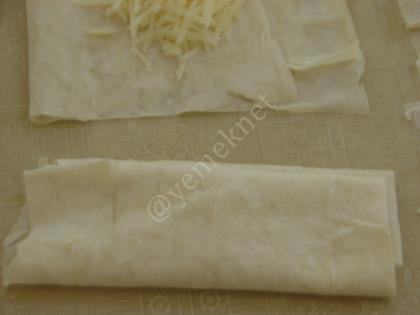 Peynirli Bohça Böreği (Hazır Yufka İle)