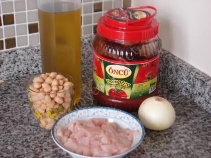 Tavuklu Nohut Yemeği