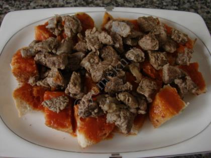 Pideli Yoğurtlu Kebap