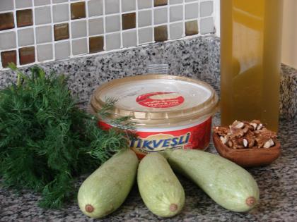 Cevizli Kabak Salatası