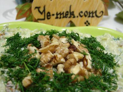 Cevizli Kabak Salatası