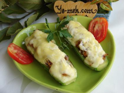 Kabak Kayığında Tavuk