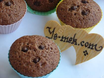 Çikolata Parçacıklı Kakaolu Muffin
