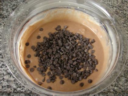 Çikolata Parçacıklı Kakaolu Muffin