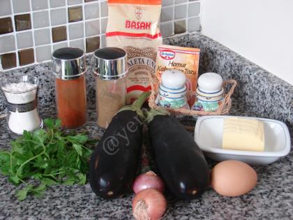 Közlenmiş Patlıcan Köftesi (Kıymasız)