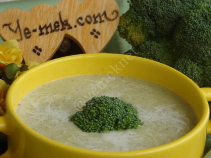 Sütlü Brokoli Çorbası