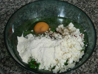 Kırmızı Biberli Mücver