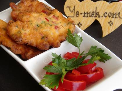 Kırmızı Biberli Mücver