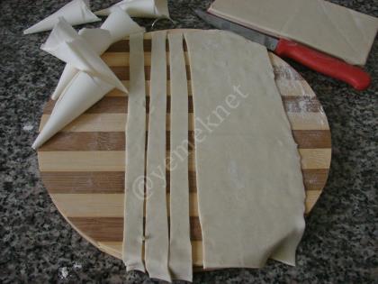 Puff Pastry Cones Recipe