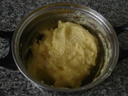 Pofuduk Patates Püresi (Düşes Patates)