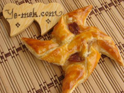 Wind Rose Shaped Puff Pastry Recipe