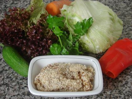 Susamlı Tavuk Salatası
