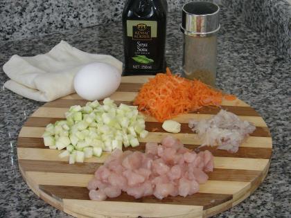 Tavuklu Çin Böreği