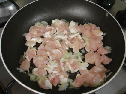 Tavuklu Çin Böreği