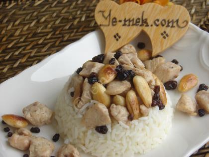 Tavuklu Saray Pilavı