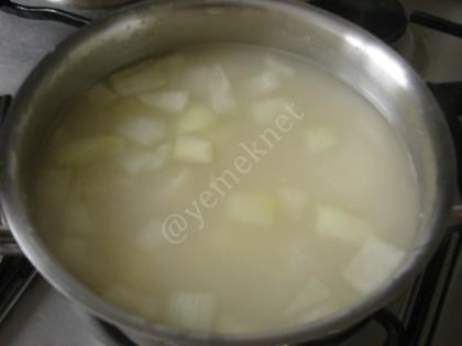 Yer Elması Çorbası