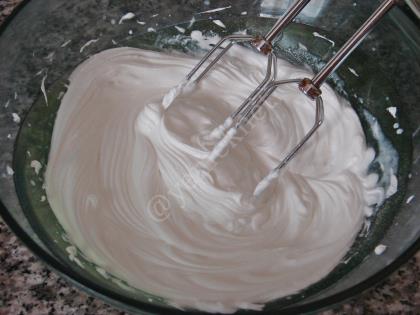 Çilek Şantili Volovan