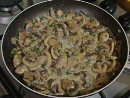 Creamy Sauteed Mushrooms Recipe