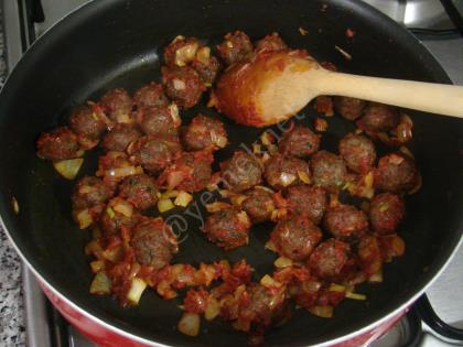 Meatballs with Vegetables Recipe