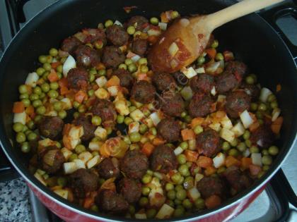 Meatballs with Vegetables Recipe