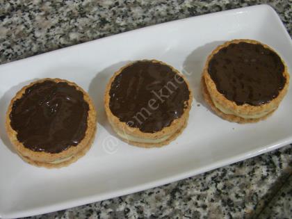 Biscuit Cakes Snacks Recipe