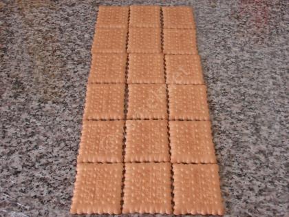 Bisküvili Piramit Pasta