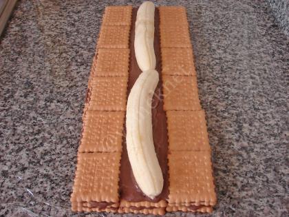 Bisküvili Piramit Pasta