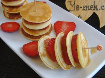 Çilekli Mini Pankek