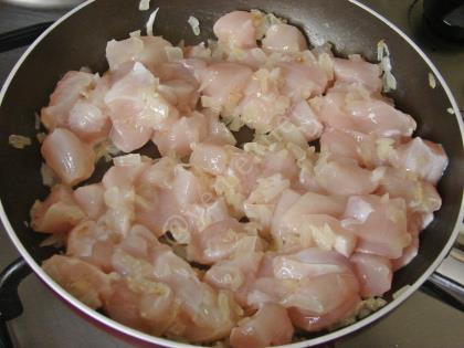 Beşamel Soslu Tavuklu Volovan