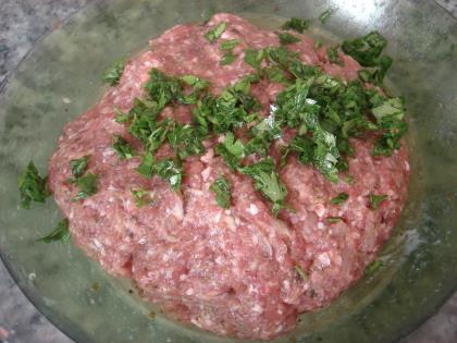 Fırında Domates Soslu Kaşarlı Köfte