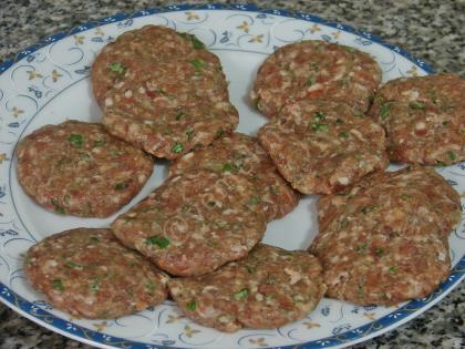 Fırında Kaşarlı Köfte Ve Patates