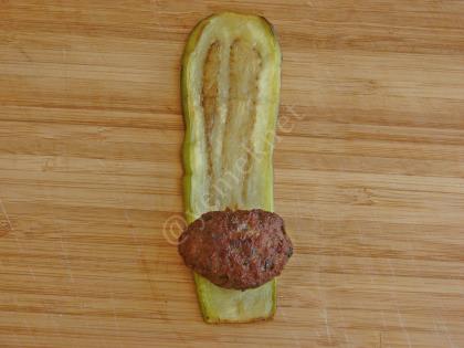 Köfteli Patlıcan Sarma