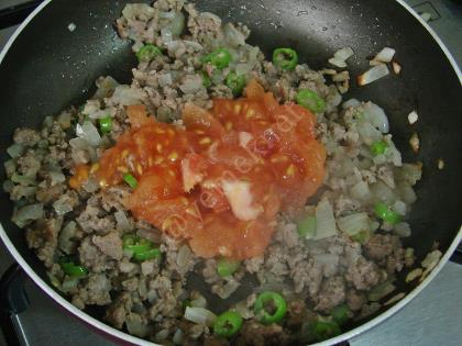 Minced Meat And Garnish With Vermicelli Pilaf Recipe