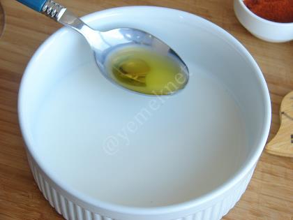 Süt İle Et Marinesi