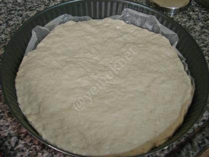 Ekmek Hamurundan Pizza