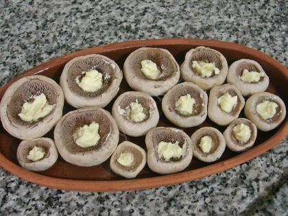 Eski Kaşarlı Mantar Graten