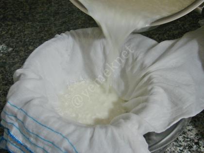 Homemade Fresh Ricotta Cheese Recipe