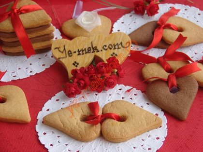 Tatlı Tuzlu Ekşi Kalp Kurabiyeler Börekler