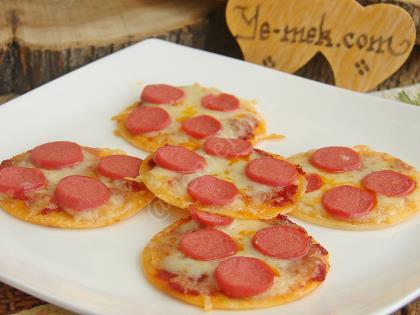 Mini Tortilla Pizzas Recipe