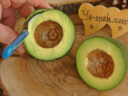 Avokado Nasıl Soyulur