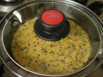 Çörek Otlu Peynirli Omlet