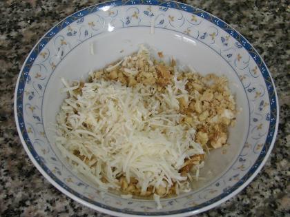 Fırında Peynirli Cevizli Mantar Dolması